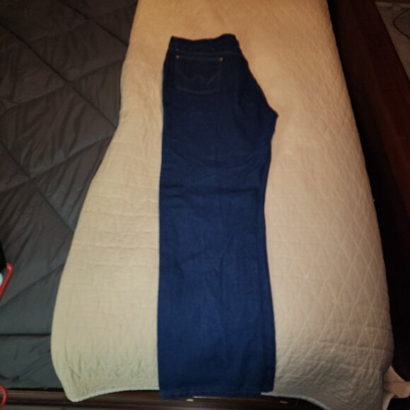 Men''s Wrangler Big and Tall 44 x 32 - Picture 4 of 6